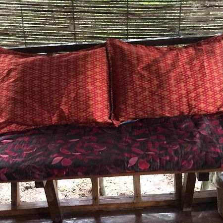 Retro Kampot Guesthouse Екстер'єр фото